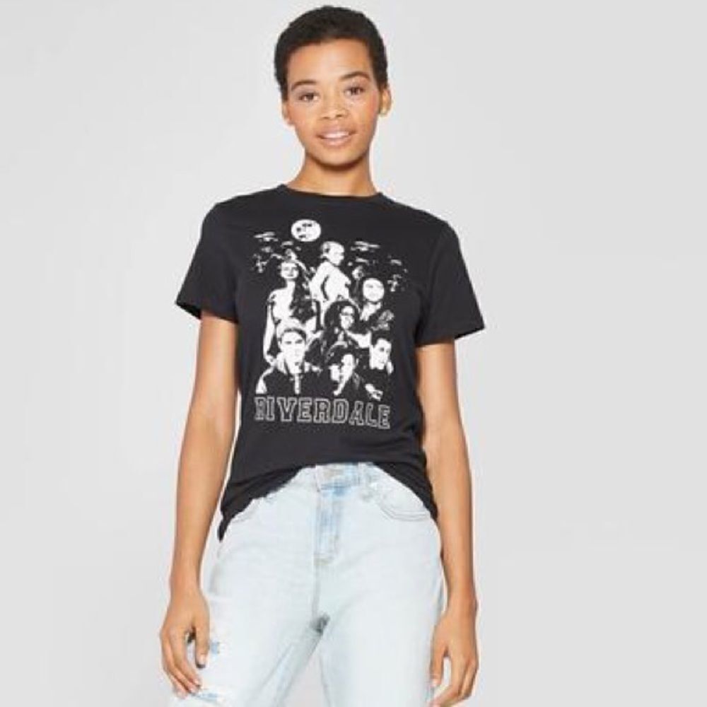 ✨Riverdale Black & White Graphic t-shirt